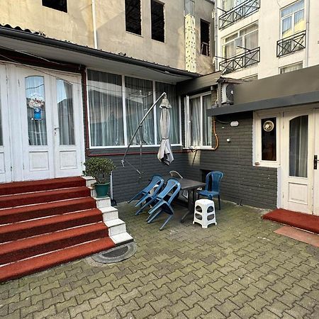 Tj+ Hostel Батуми Экстерьер фото