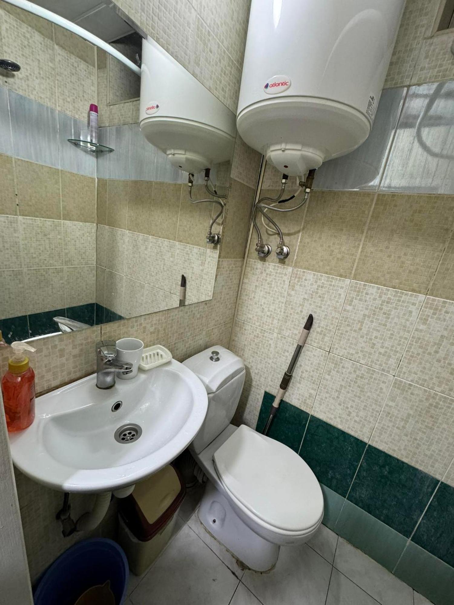 Tj+ Hostel Батуми Экстерьер фото
